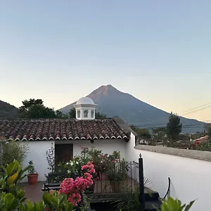Casa Elena Bed & Breakfast